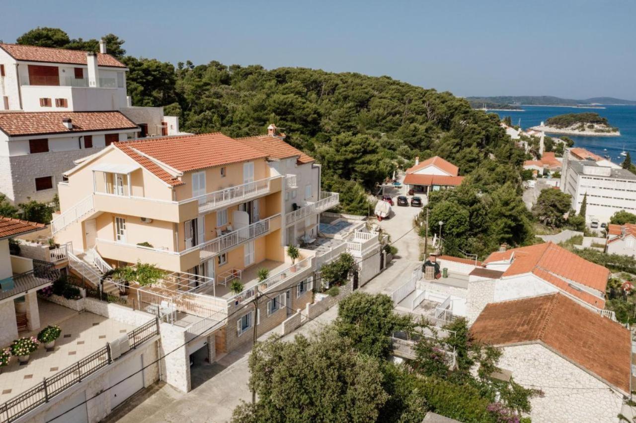 Apartment Sunny Elza 2 Hvar Town Exterior photo