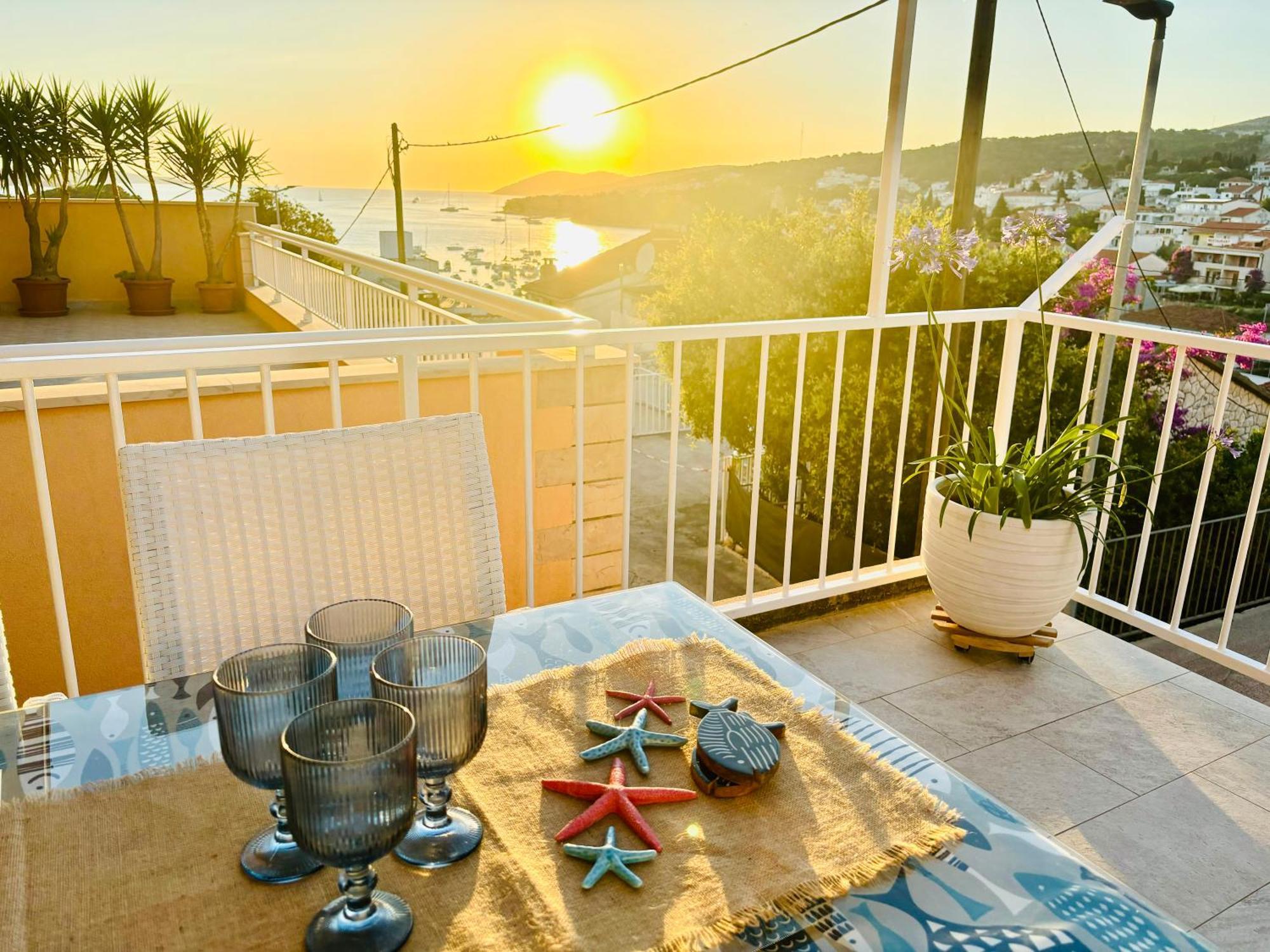 Apartment Sunny Elza 2 Hvar Town Exterior photo