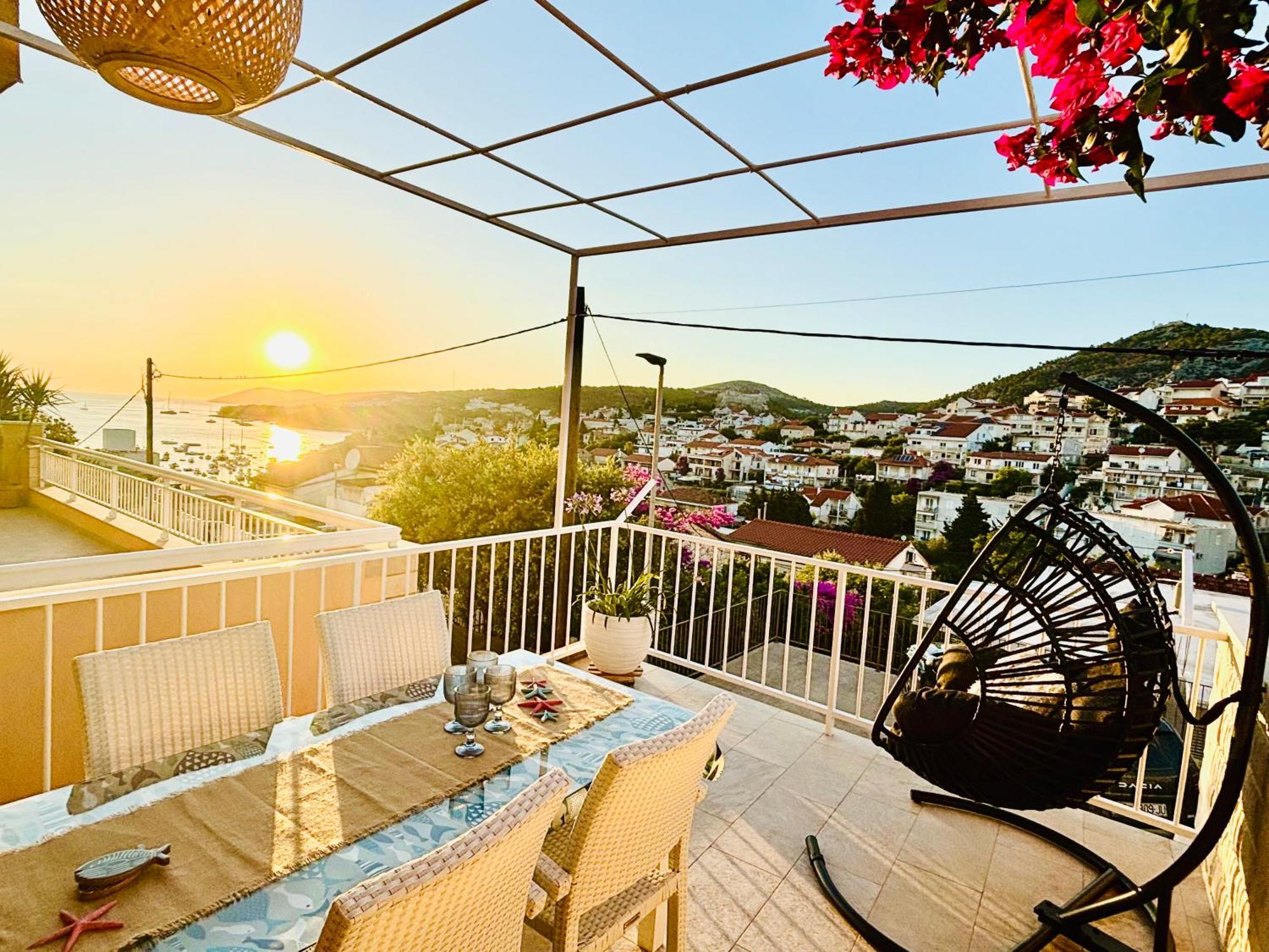Apartment Sunny Elza 2 Hvar Town Exterior photo